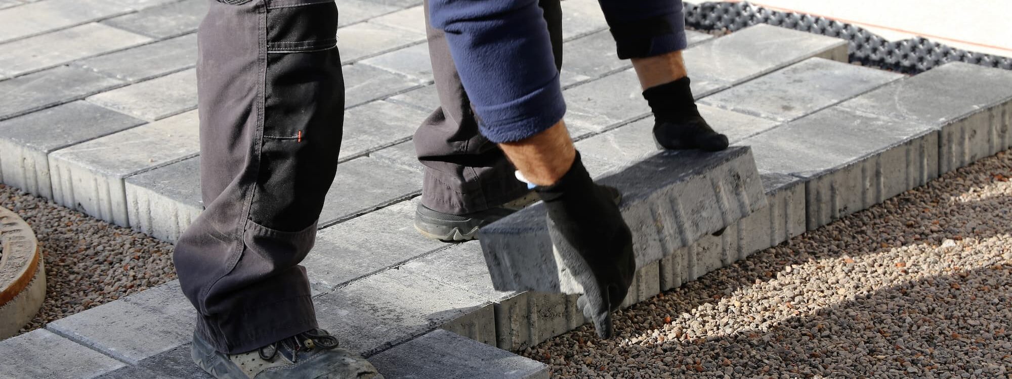 Comment créer une allée en pavés ? Belfort